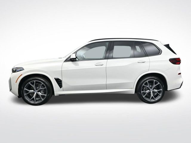 New 2026 BMW X5 xDrive40i w/ M Sport Package AWD/4WD image 8