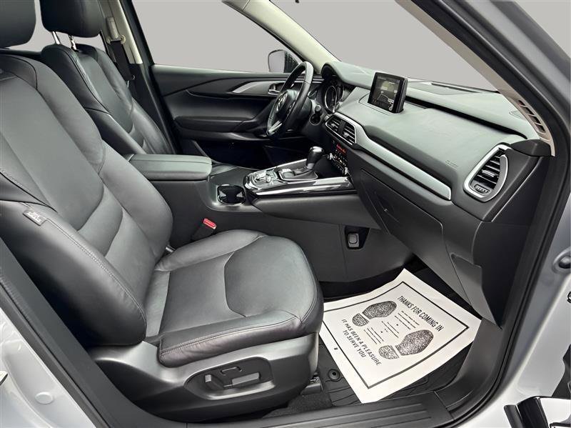 Used 2019 MAZDA CX-9 Touring w/ Touring Premium Package FWD image 31