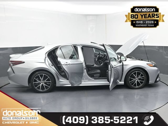 Used 2021 Toyota Camry SE FWD image 18