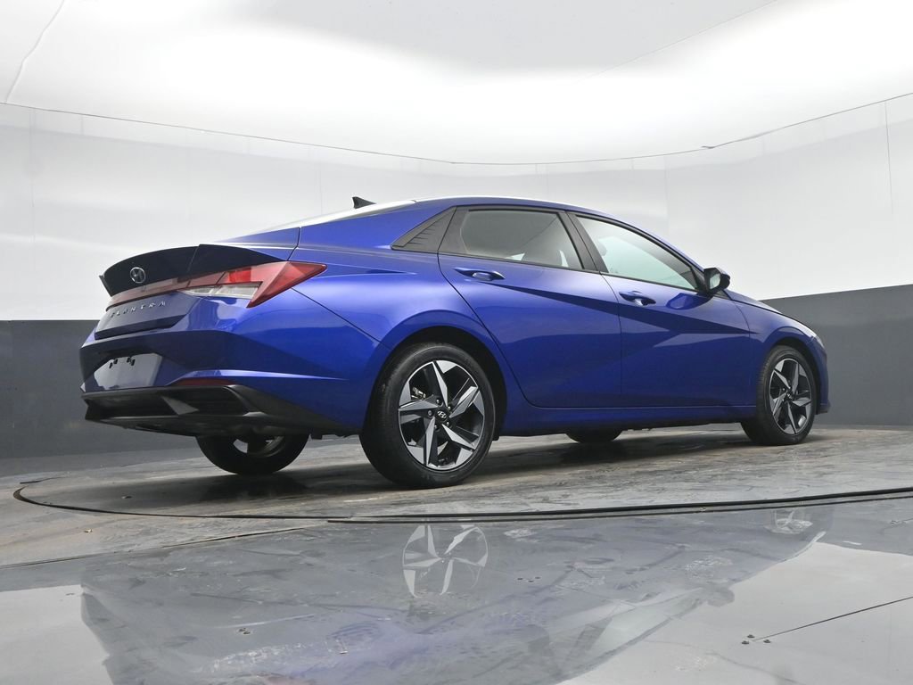 Used 2023 Hyundai Elantra SEL w/ Convenience Package FWD image 54