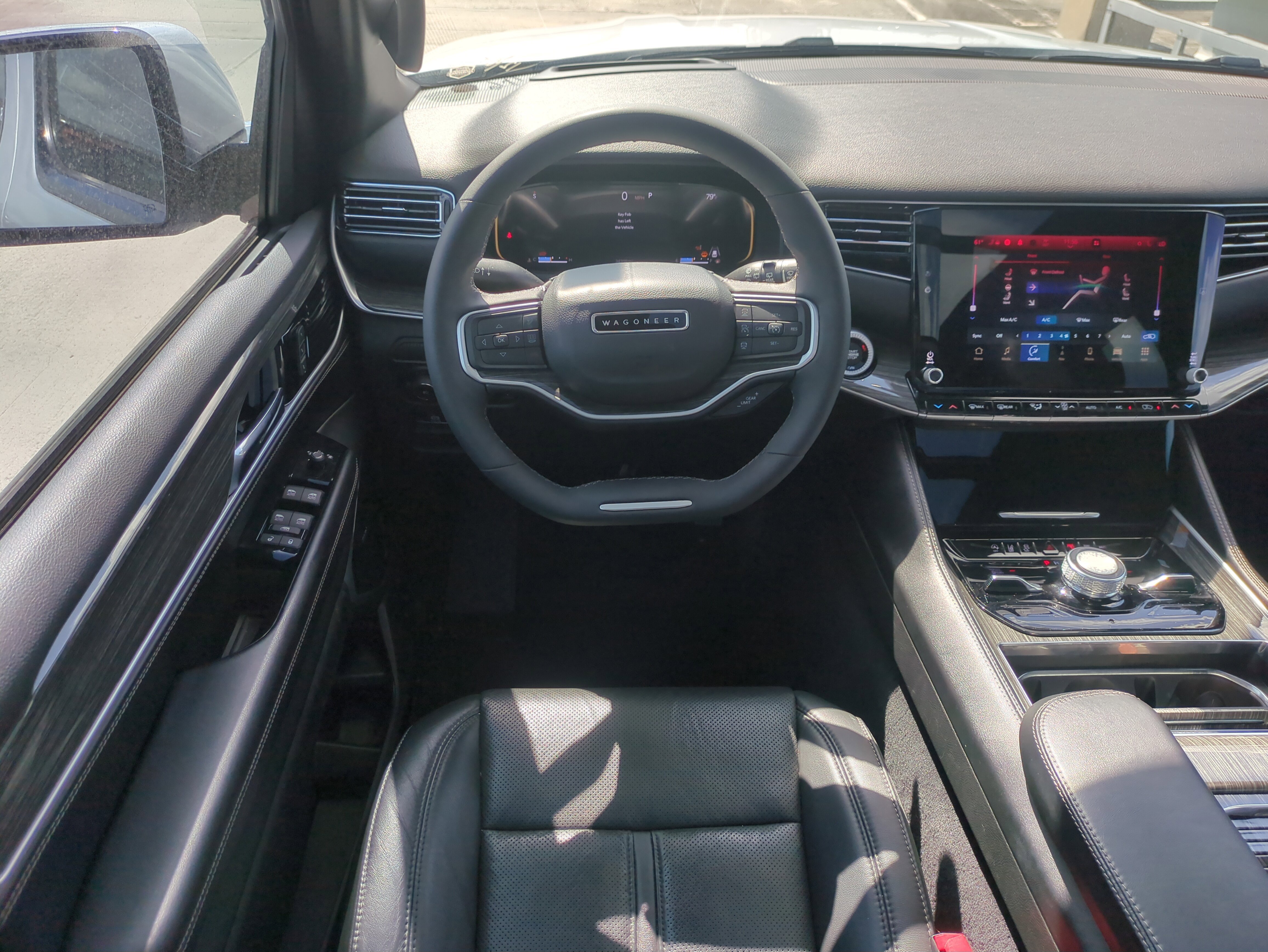 Used 2022 Jeep Wagoneer Series III w/ Premium Group I image 17