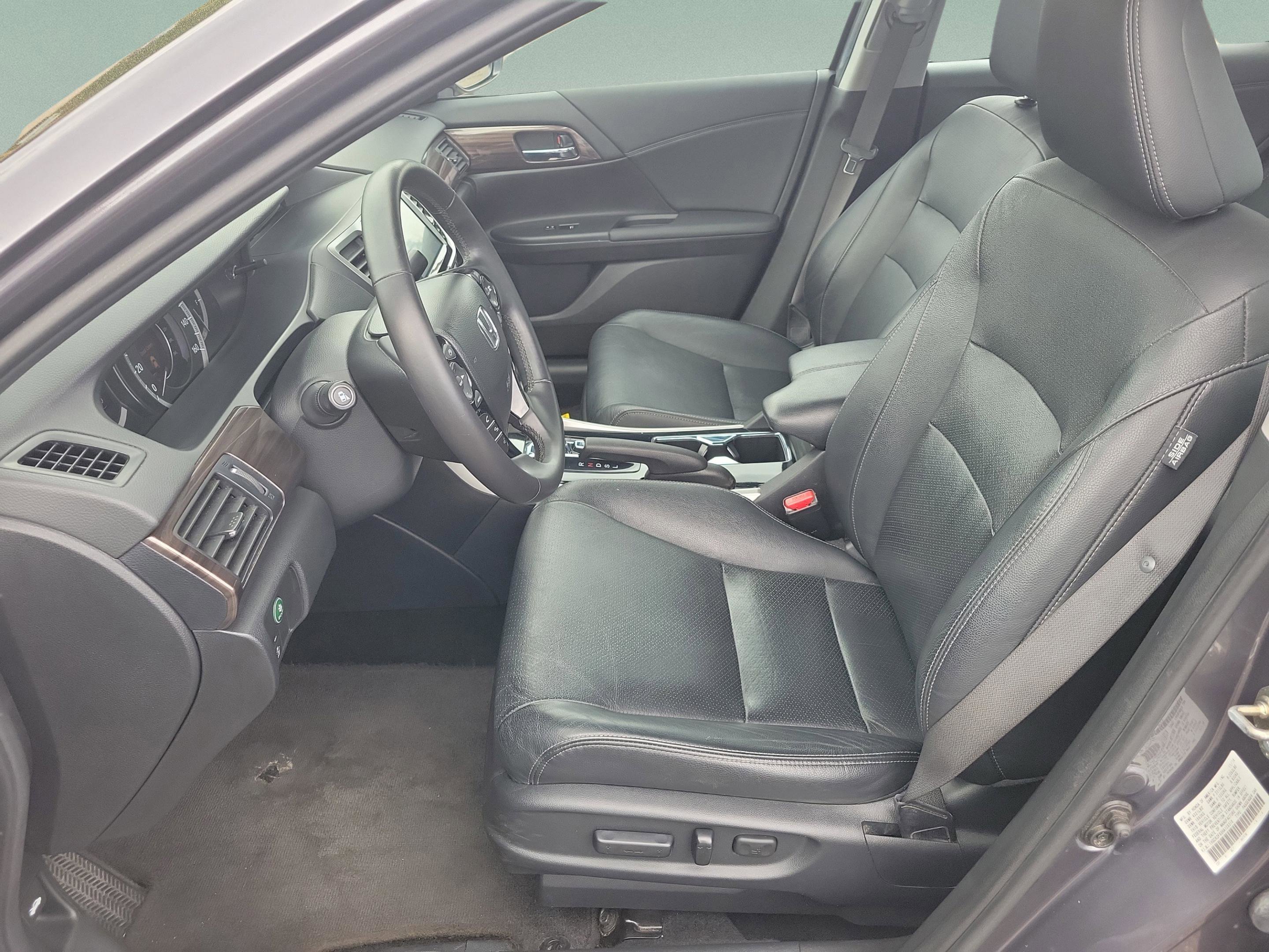 Used 2017 Honda Accord EX-L image 20