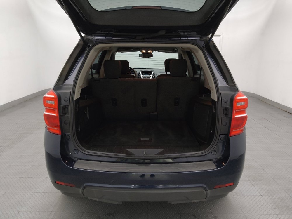Used 2017 Chevrolet Equinox LT FWD image 29