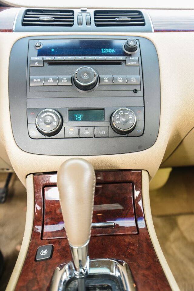Used 2006 Buick Lucerne CXL w/ Luxury Package FWD image 14