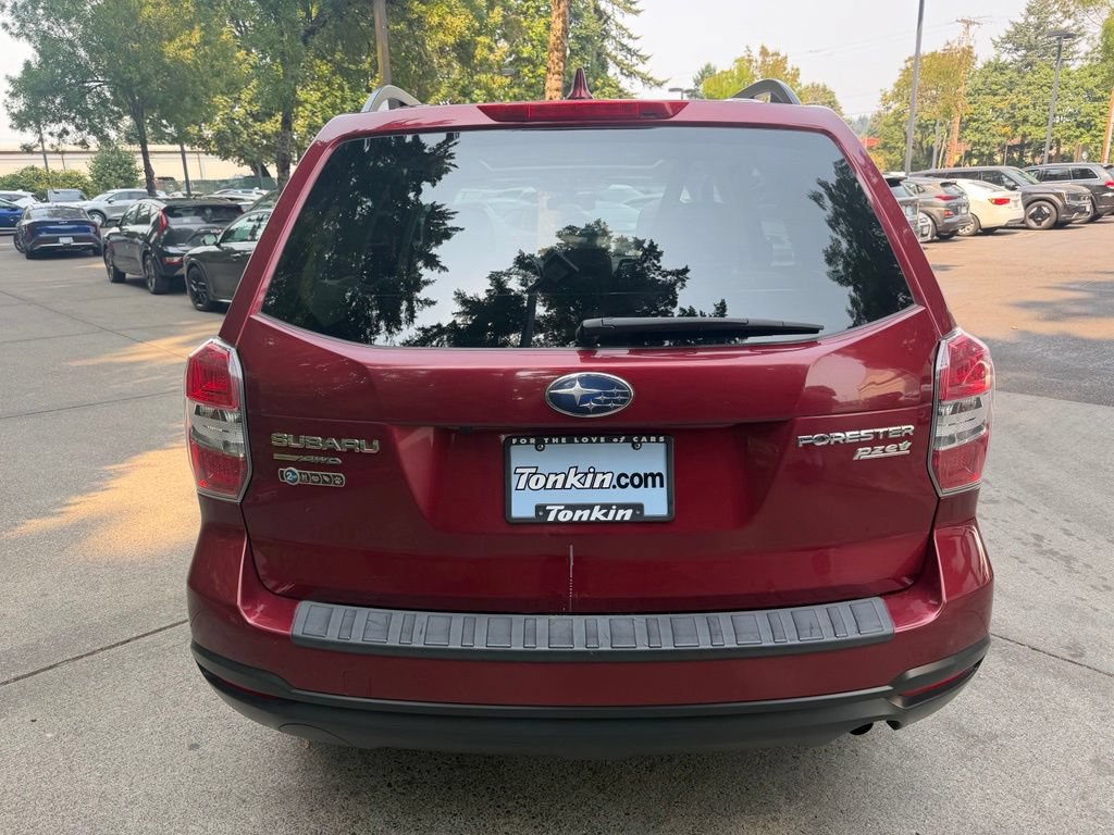 Used 2016 Subaru Forester 2.5i Premium w/ All-Weather Package AWD/4WD image 5