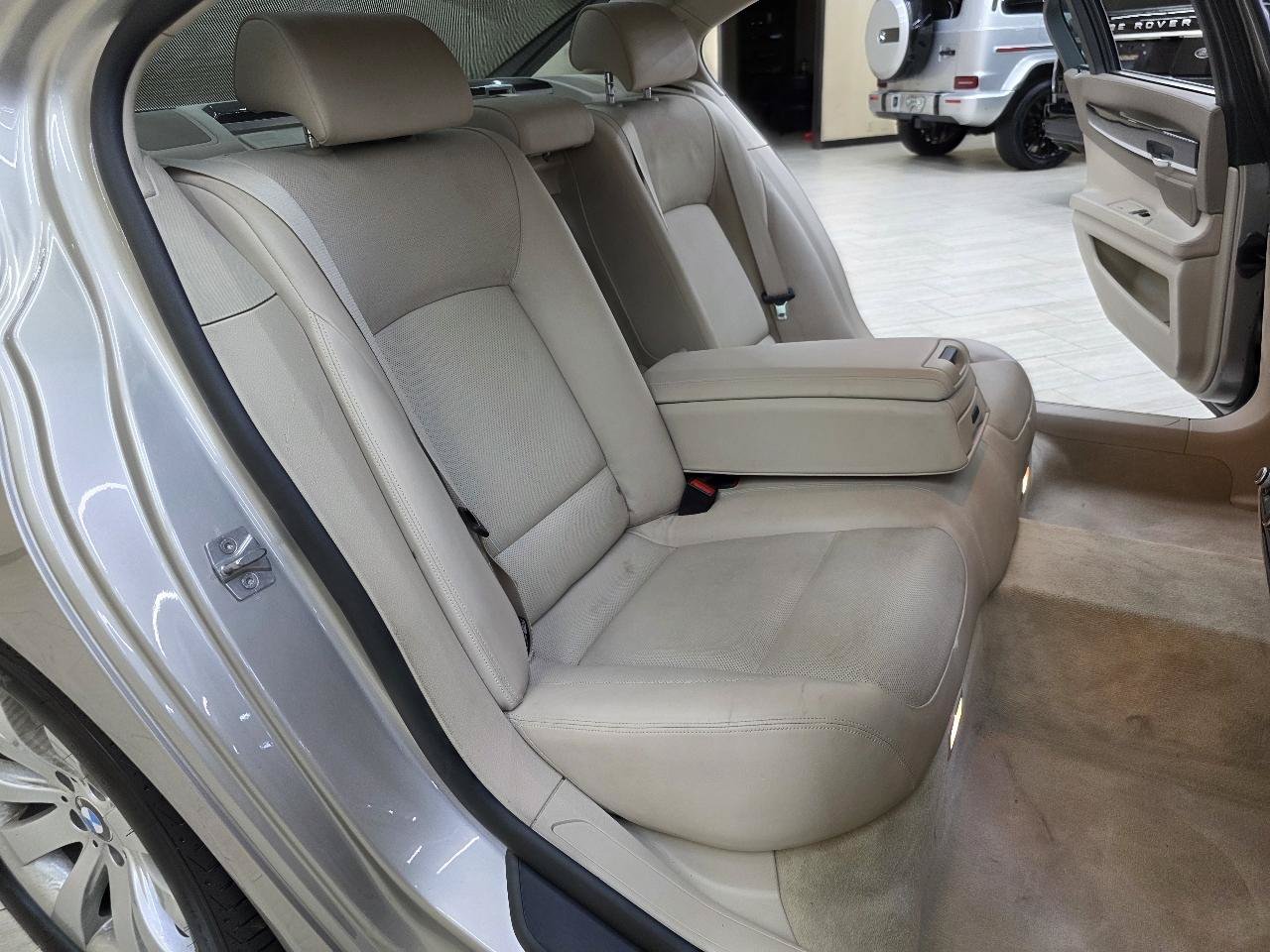 Used 2011 BMW 750Li xDrive AWD/4WD image 22