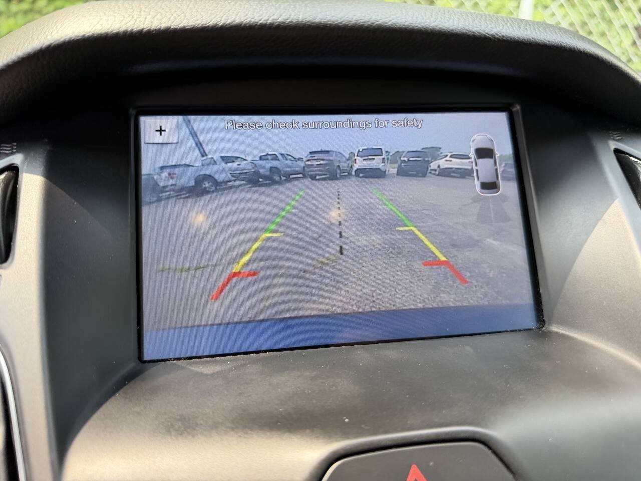 Used 2017 Ford Focus Titanium FWD image 22