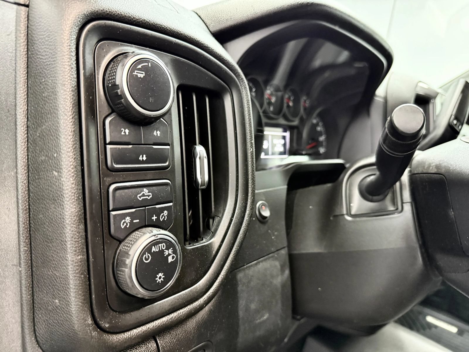 Used 2021 Chevrolet Silverado 2500 W/T w/ WT Convenience Package AWD/4WD image 10