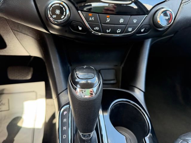 Used 2017 Chevrolet Cruze Premier image 18