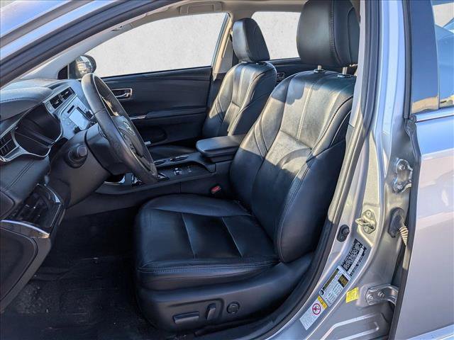 Used 2018 Toyota Avalon XLE Premium w/ All Weather Liner Package FWD image 14