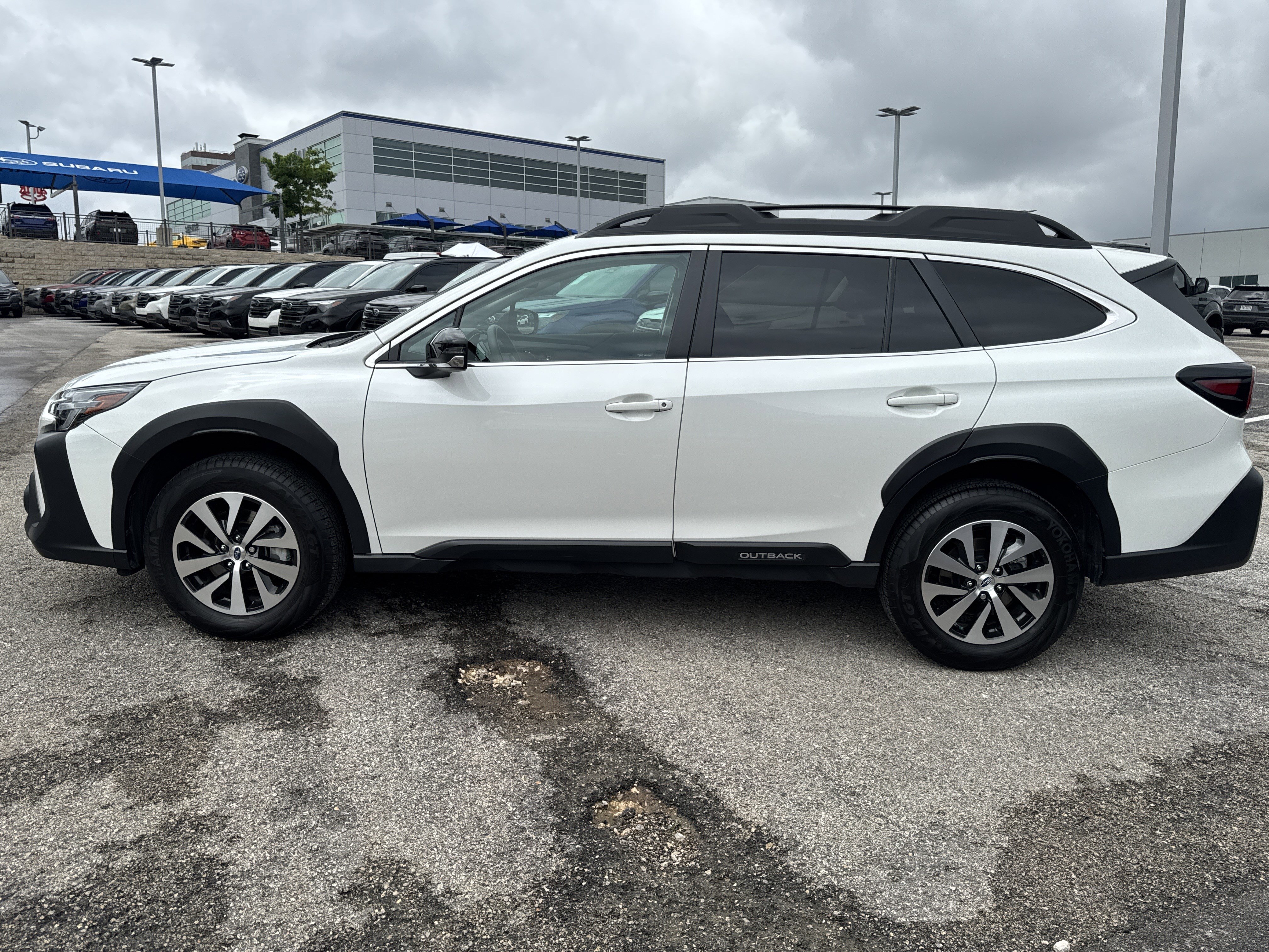 Certified 2024 Subaru Outback Premium AWD/4WD image 6