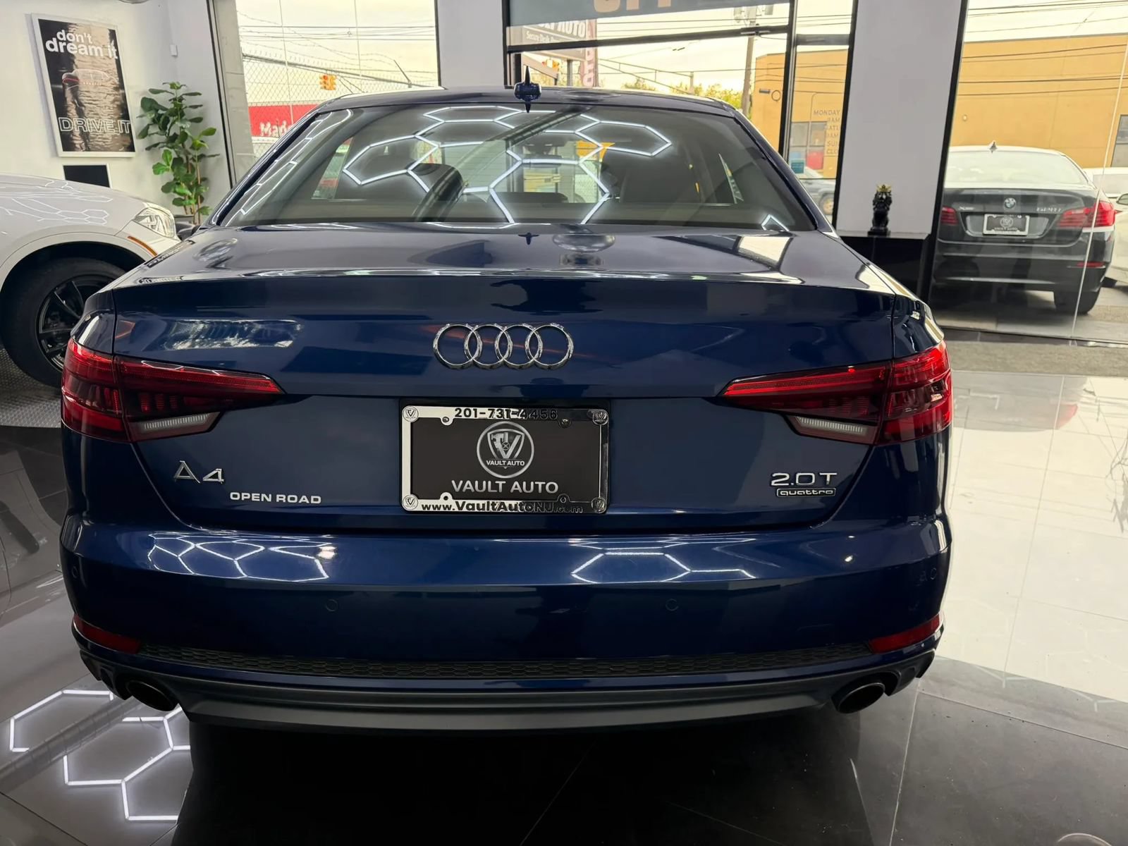 Used 2017 Audi A4 2.0T Premium Plus w/ Premium Plus Package AWD/4WD image 6