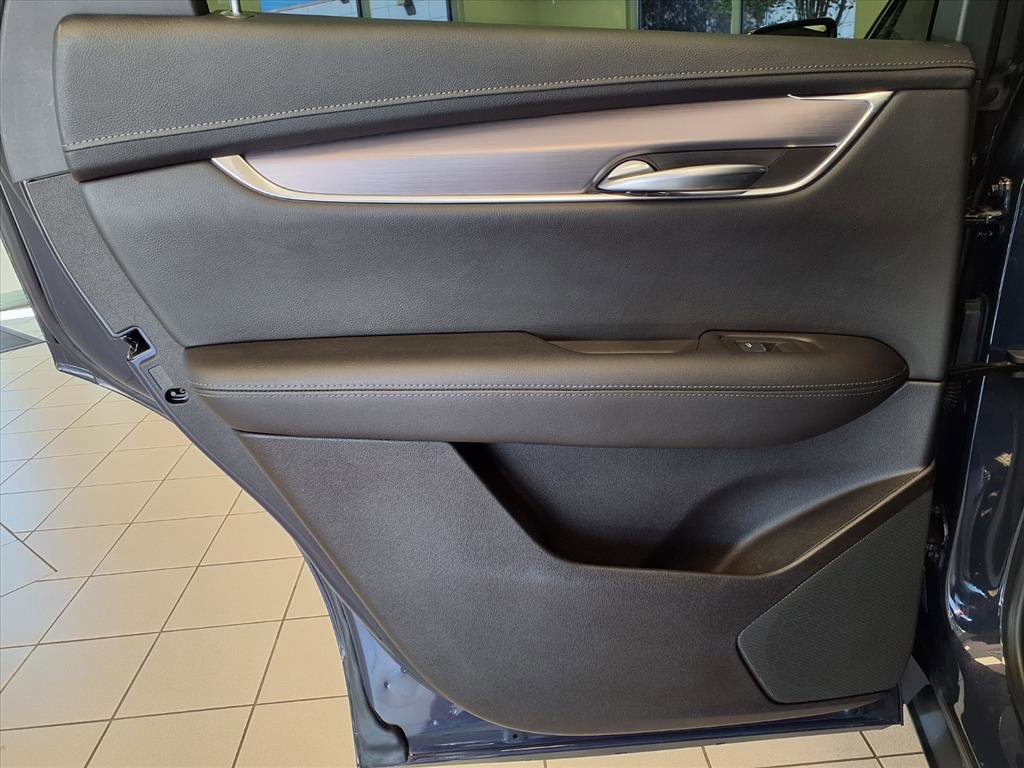 Certified 2024 Cadillac XT5 Luxury image 18