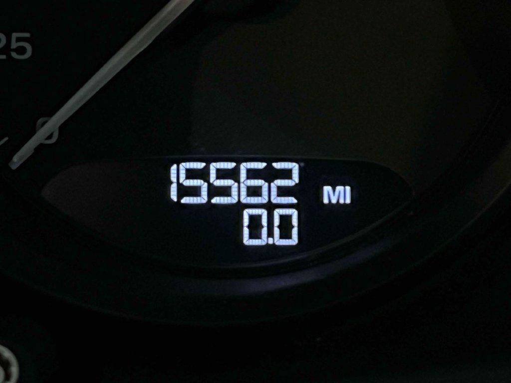 Used 2023 Porsche Macan AWD/4WD image 43