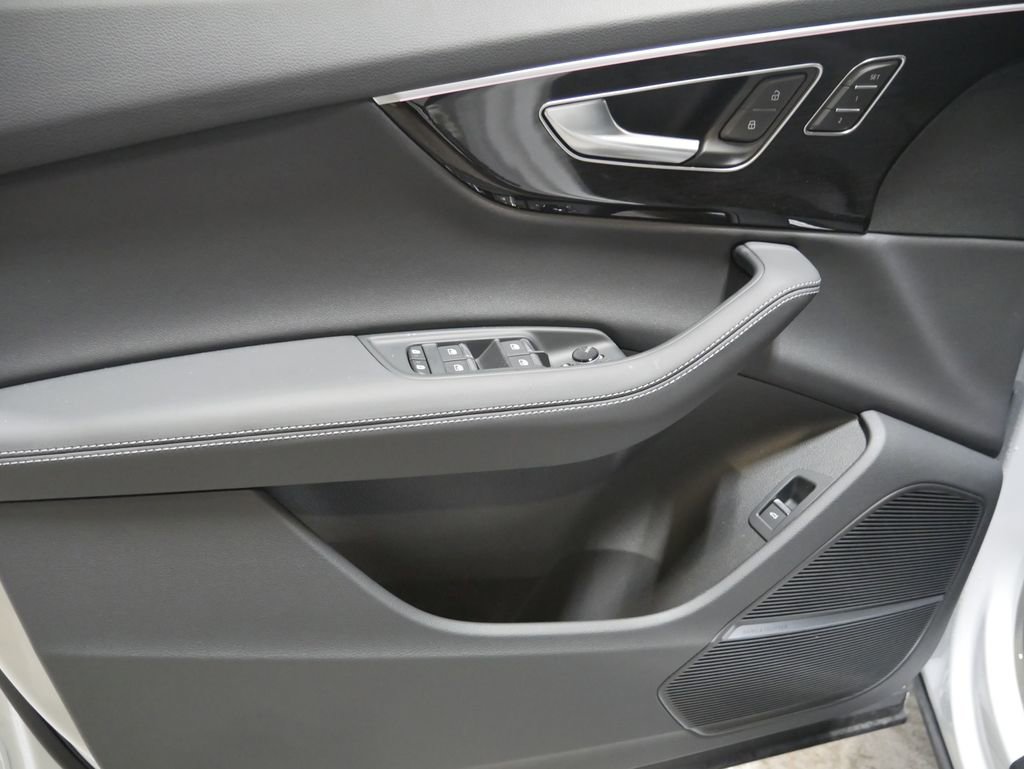 New 2026 Audi Q7 Premium Plus image 16