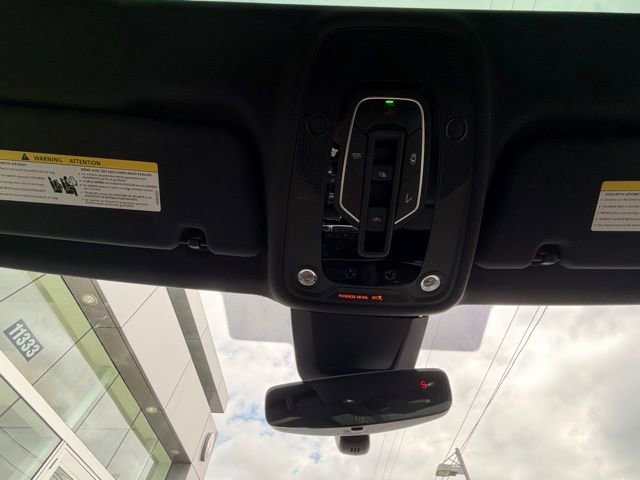 Used 2023 Audi Q8 Premium Plus image 12