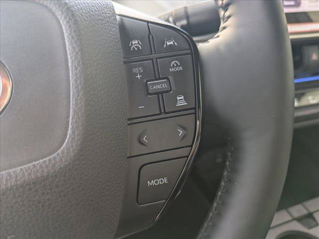 Used 2025 Toyota Prius XLE FWD image 14