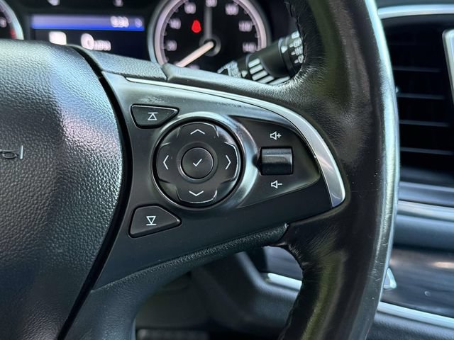 Certified 2020 Buick Enclave Premium w/ Sun and Sites Package FWD image 19