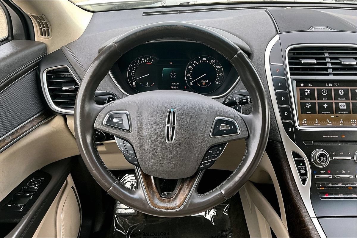 Used 2016 Lincoln MKX Select w/ Select Plus Package AWD/4WD image 19