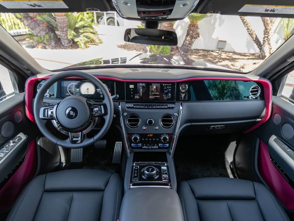 New 2026 Rolls-Royce Cullinan AWD/4WD image 4