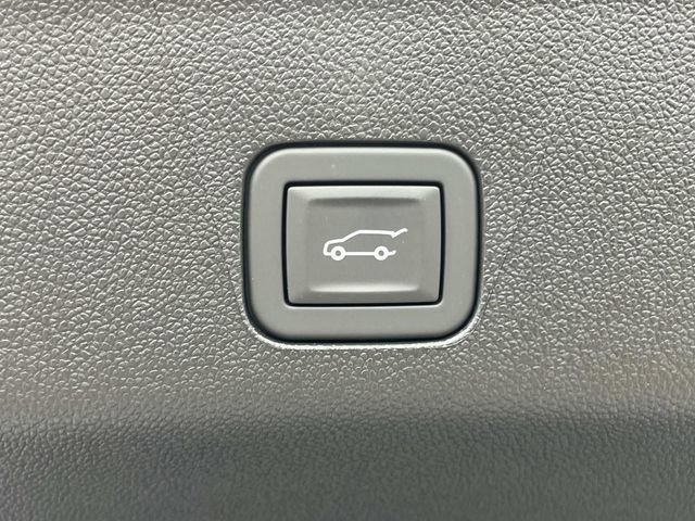 New 2025 Chevrolet Tahoe LT image 7