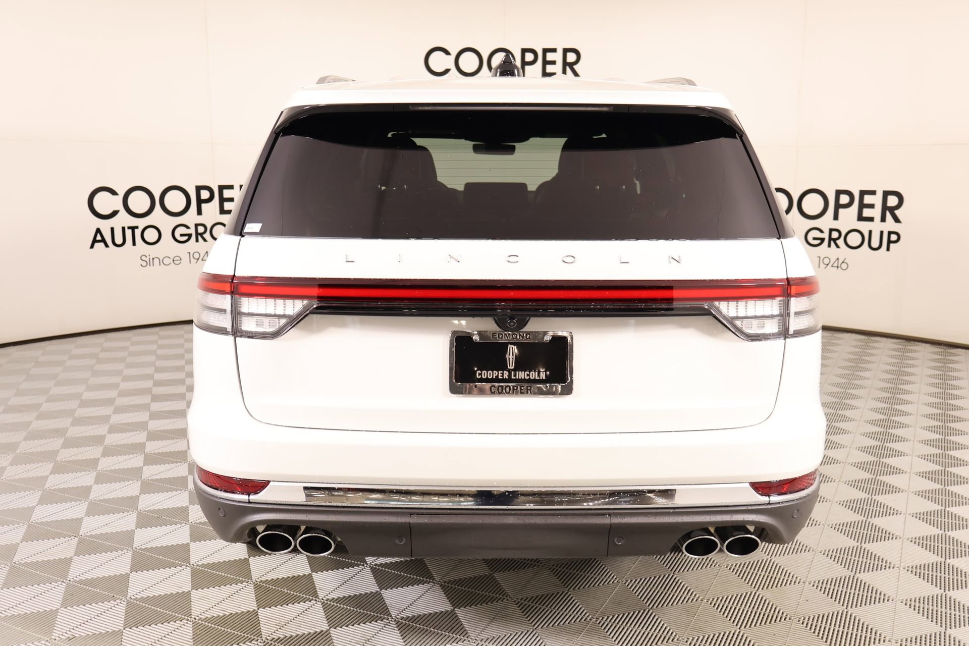 New 2026 Lincoln Aviator Reserve AWD/4WD image 23