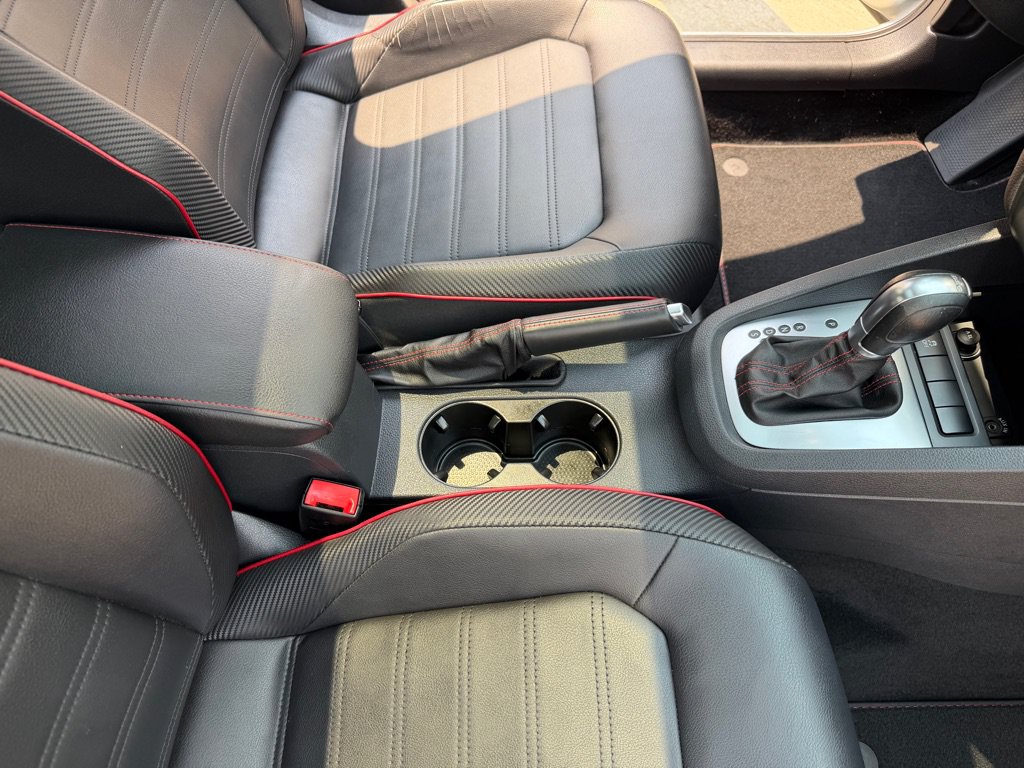 Used 2014 Volkswagen Jetta GLI FWD image 27
