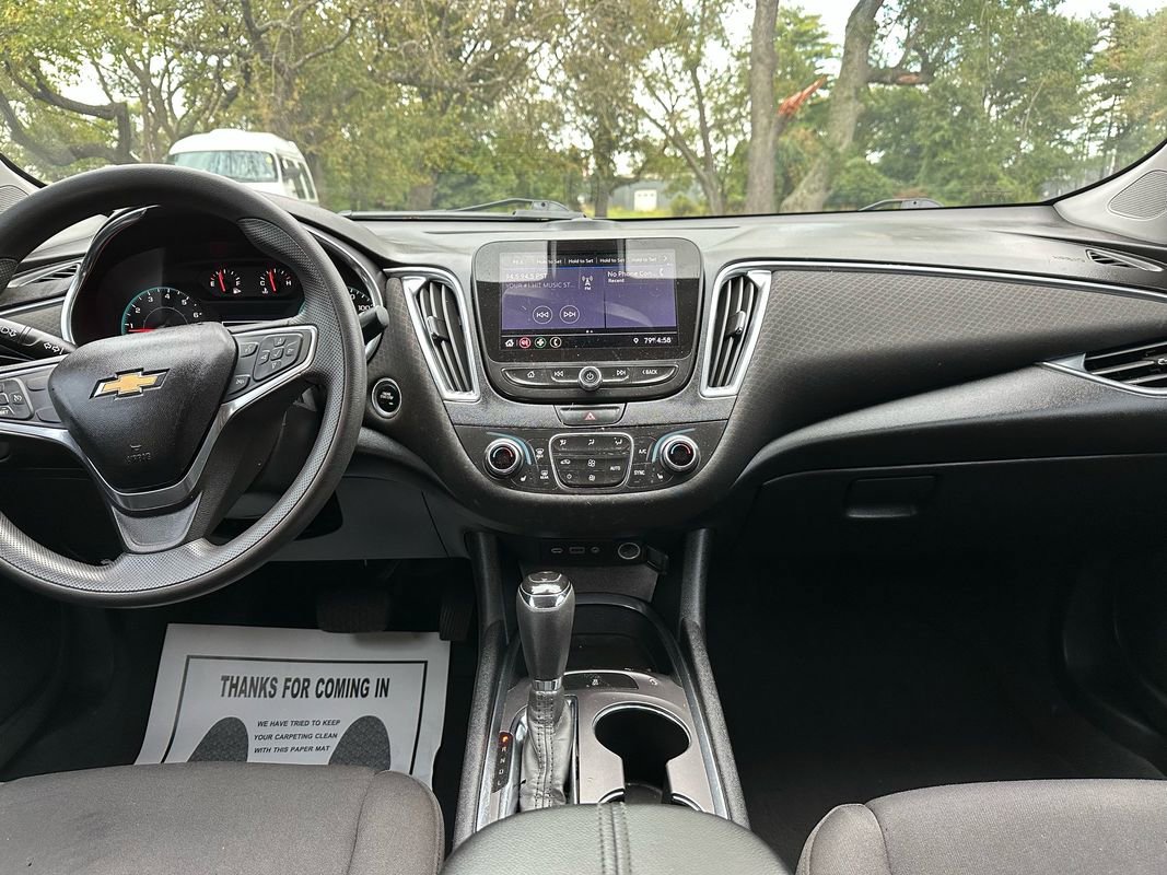 Used 2019 Chevrolet Malibu LT image 15