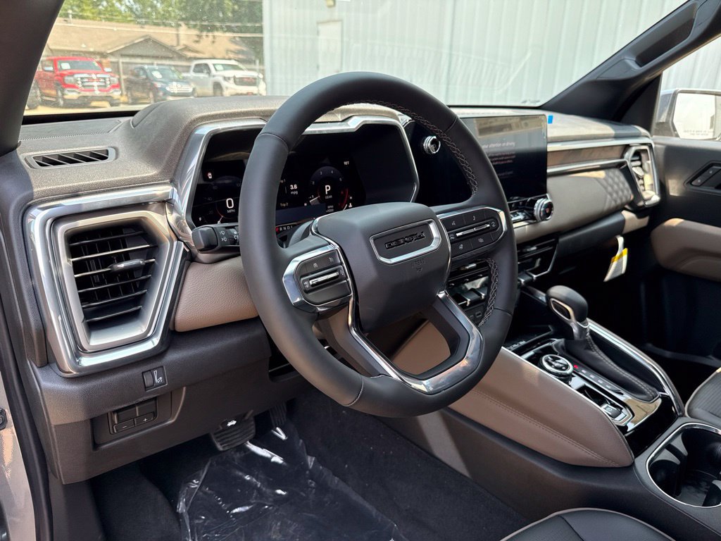 New 2026 GMC Canyon Denali AWD/4WD image 14
