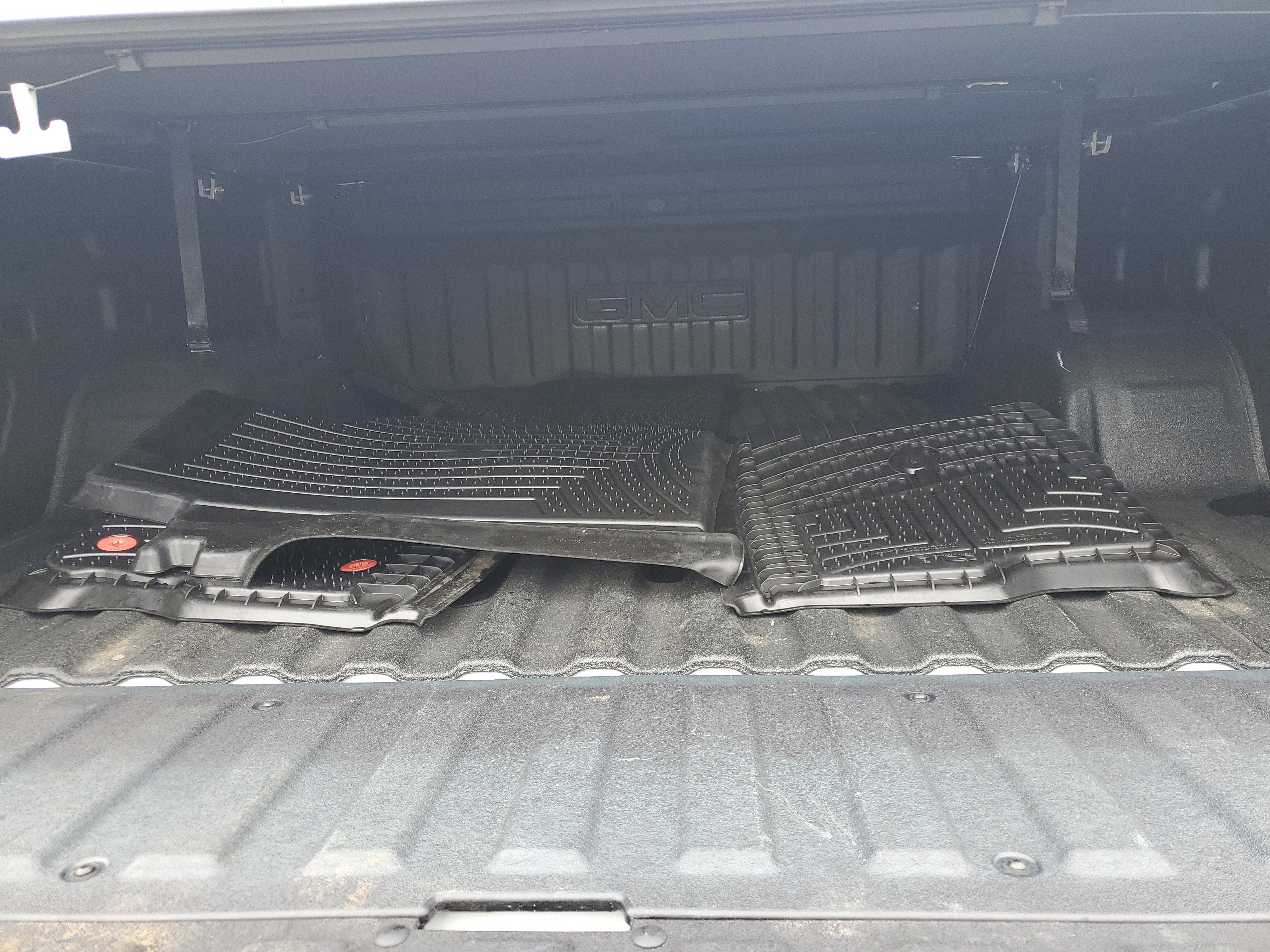 Used 2025 GMC Sierra 1500 SLT w/ SLT Premium Plus Package image 8