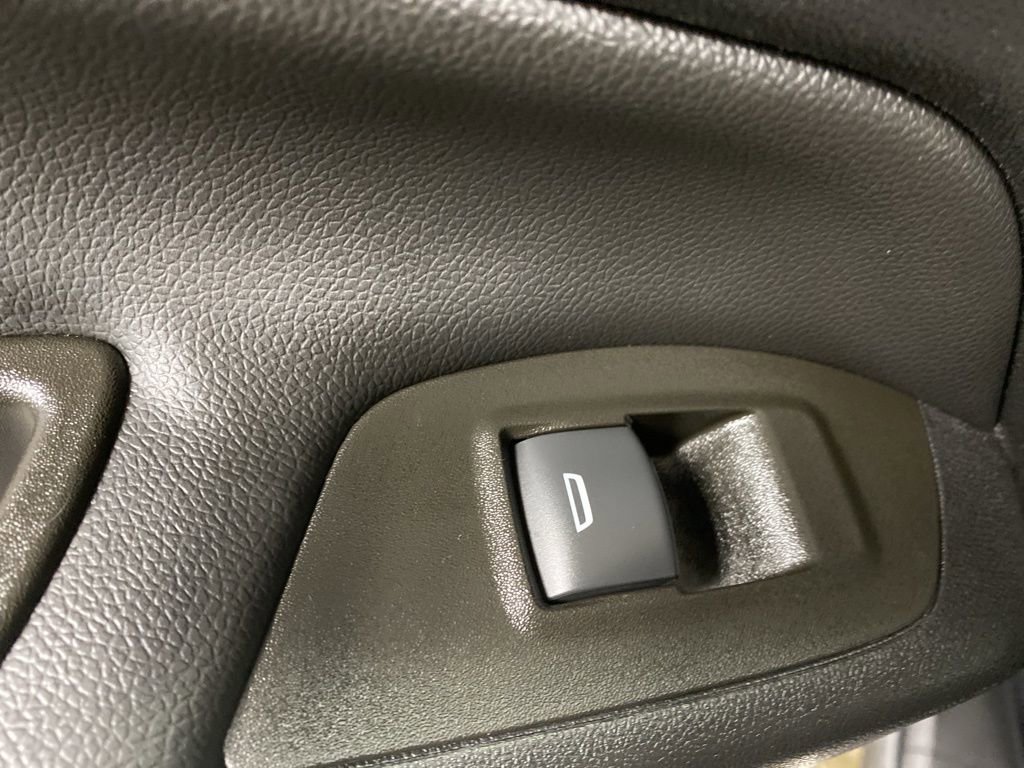 Used 2023 Chevrolet Equinox LT image 27