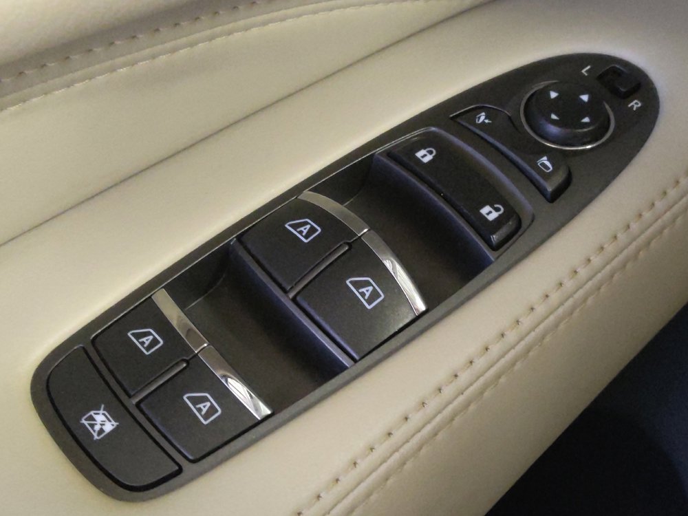 Used 2018 INFINITI QX60 FWD w/ Deluxe Technology Package image 27