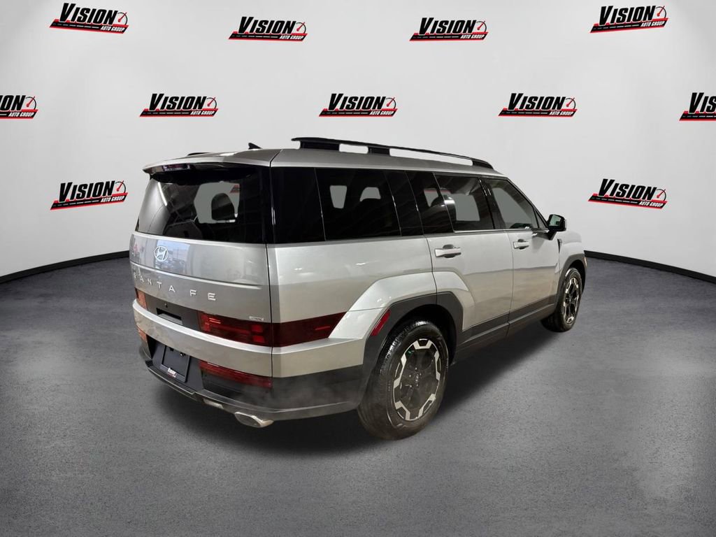 Used 2025 Hyundai Santa Fe SEL image 5