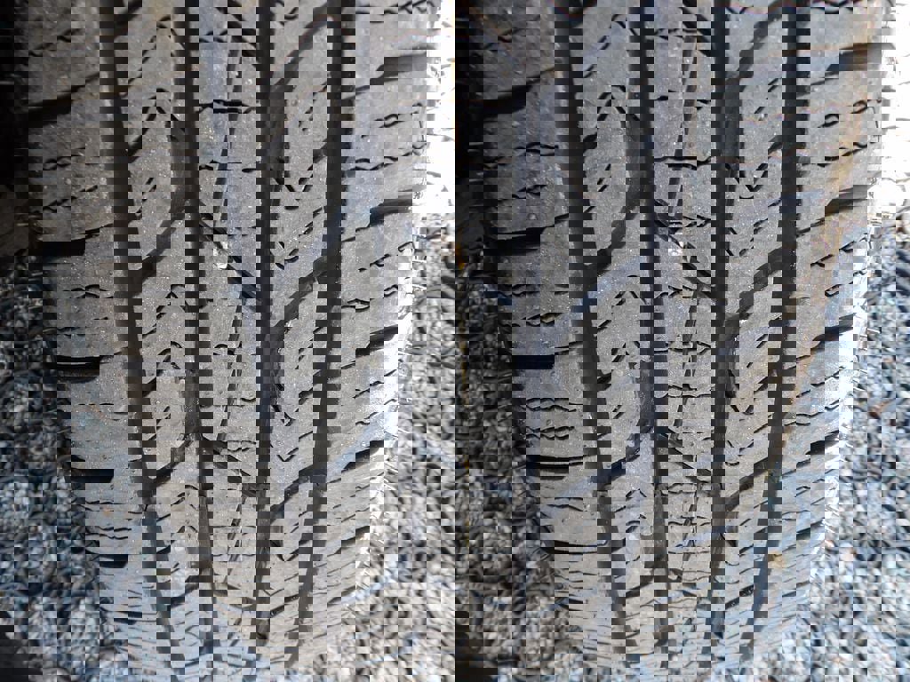 Used 2018 Ford Edge SEL image 26