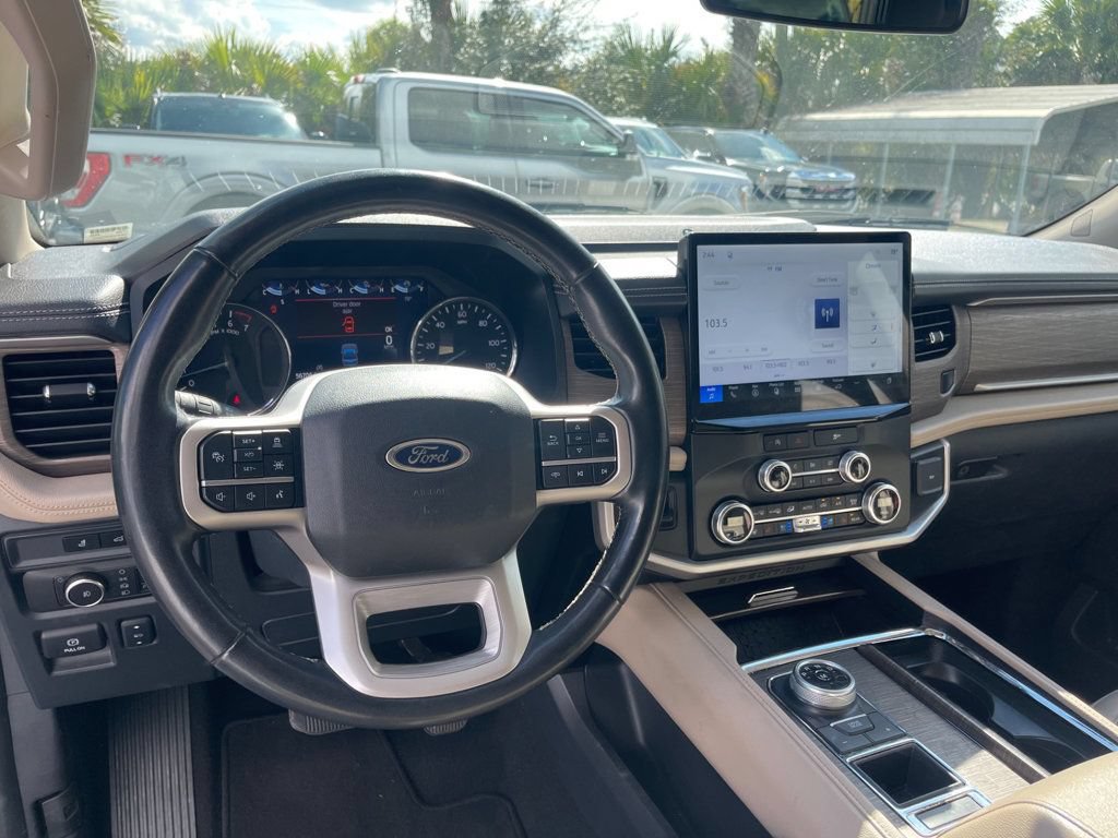 Used 2024 Ford Expedition Max Limited RWD image 15