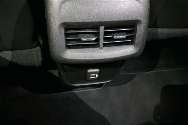 Used 2021 Chevrolet Equinox LT image 26