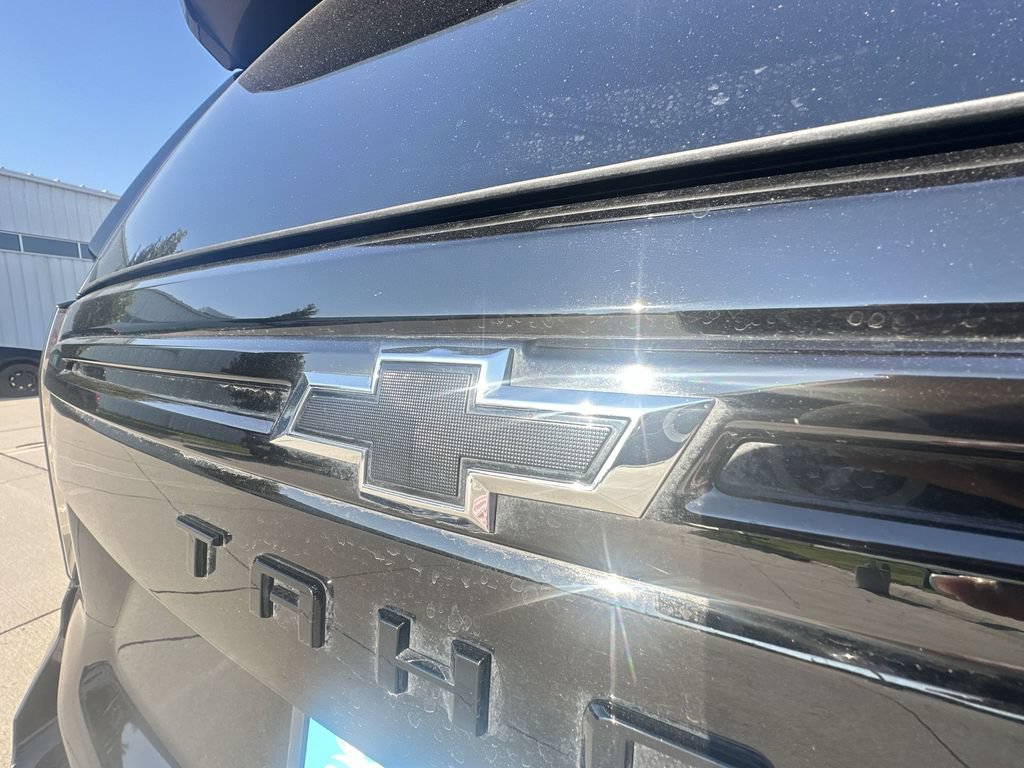 Certified 2024 Chevrolet Tahoe Z71 w/ Luxury Package AWD/4WD image 32