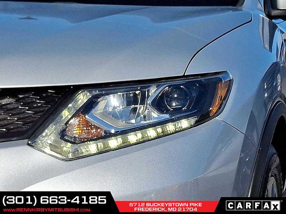 Used 2016 Nissan Rogue SL w/ SL Premium Package image 9