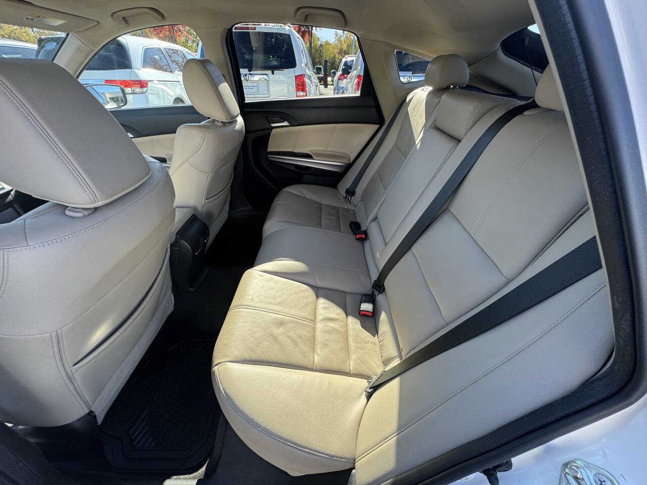 Used 2014 Honda Crosstour EX-L image 27