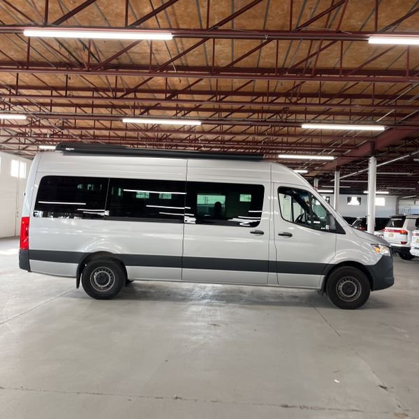 Used 2024 Mercedes-Benz Sprinter 2500 image 7
