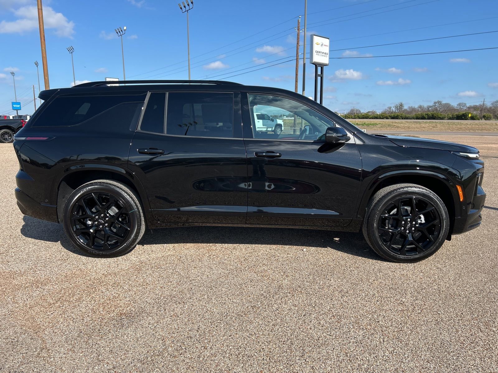 New 2026 Chevrolet Traverse RS w/ LPO, Floor Liner Package image 6