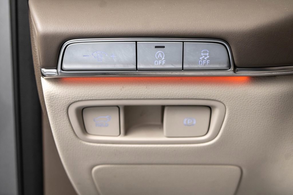 Used 2023 Genesis GV80 2.5T image 18