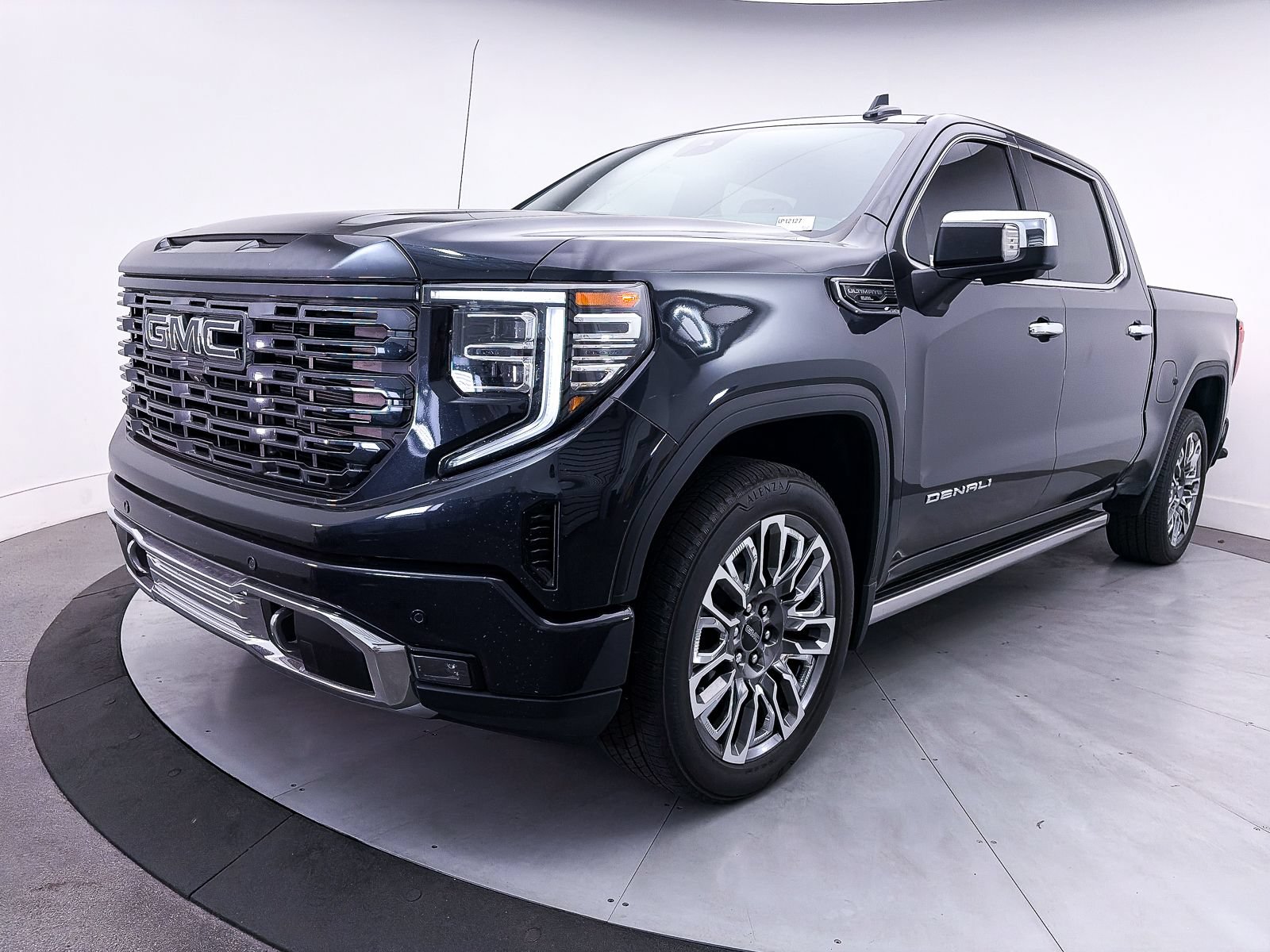 Used 2023 GMC Sierra 1500 Denali Ultimate AWD/4WD image 16