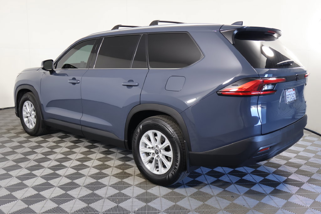 Used 2024 Toyota Grand Highlander FWD image 6