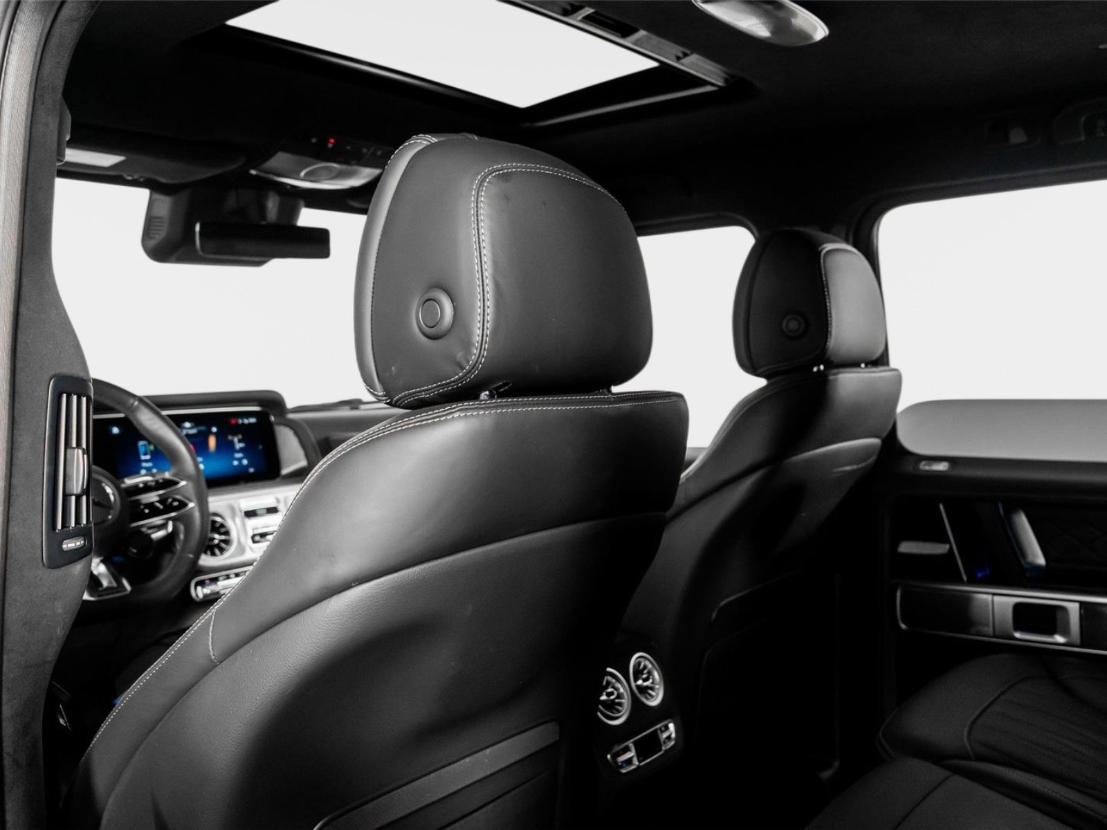 Used 2025 Mercedes-Benz G 63 AMG 4MATIC image 40