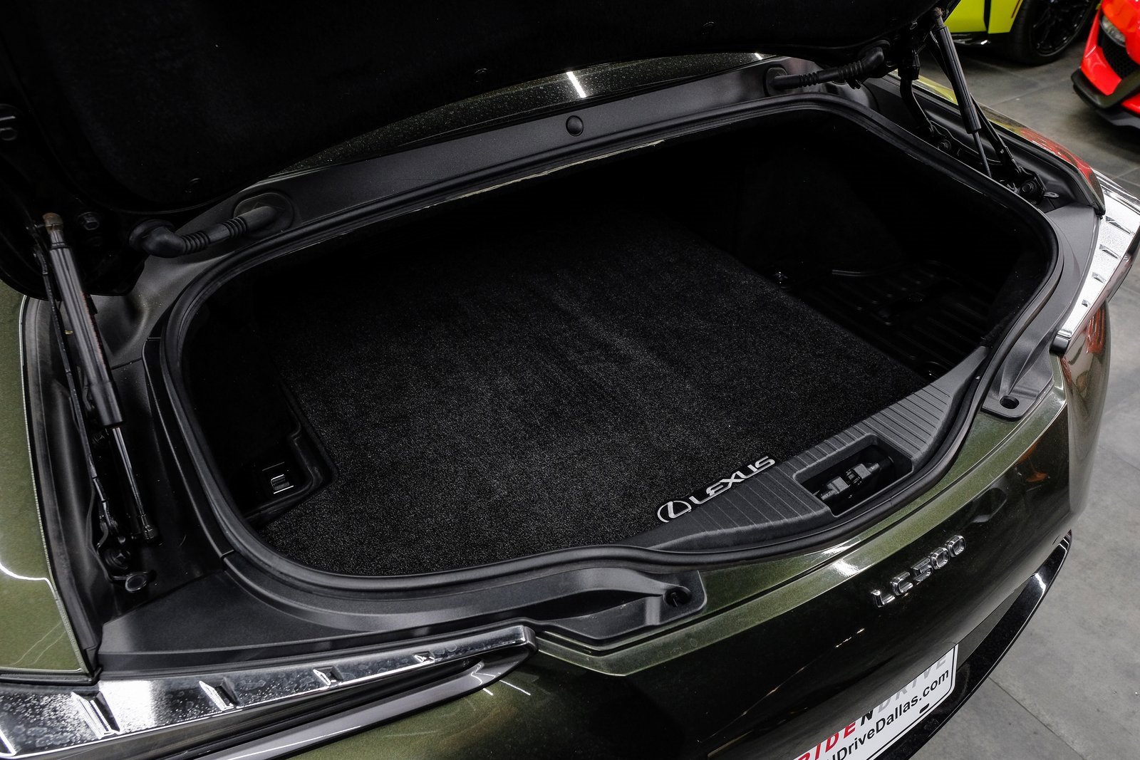 Used 2021 Lexus LC 500 Coupe w/ Performance Package image 57