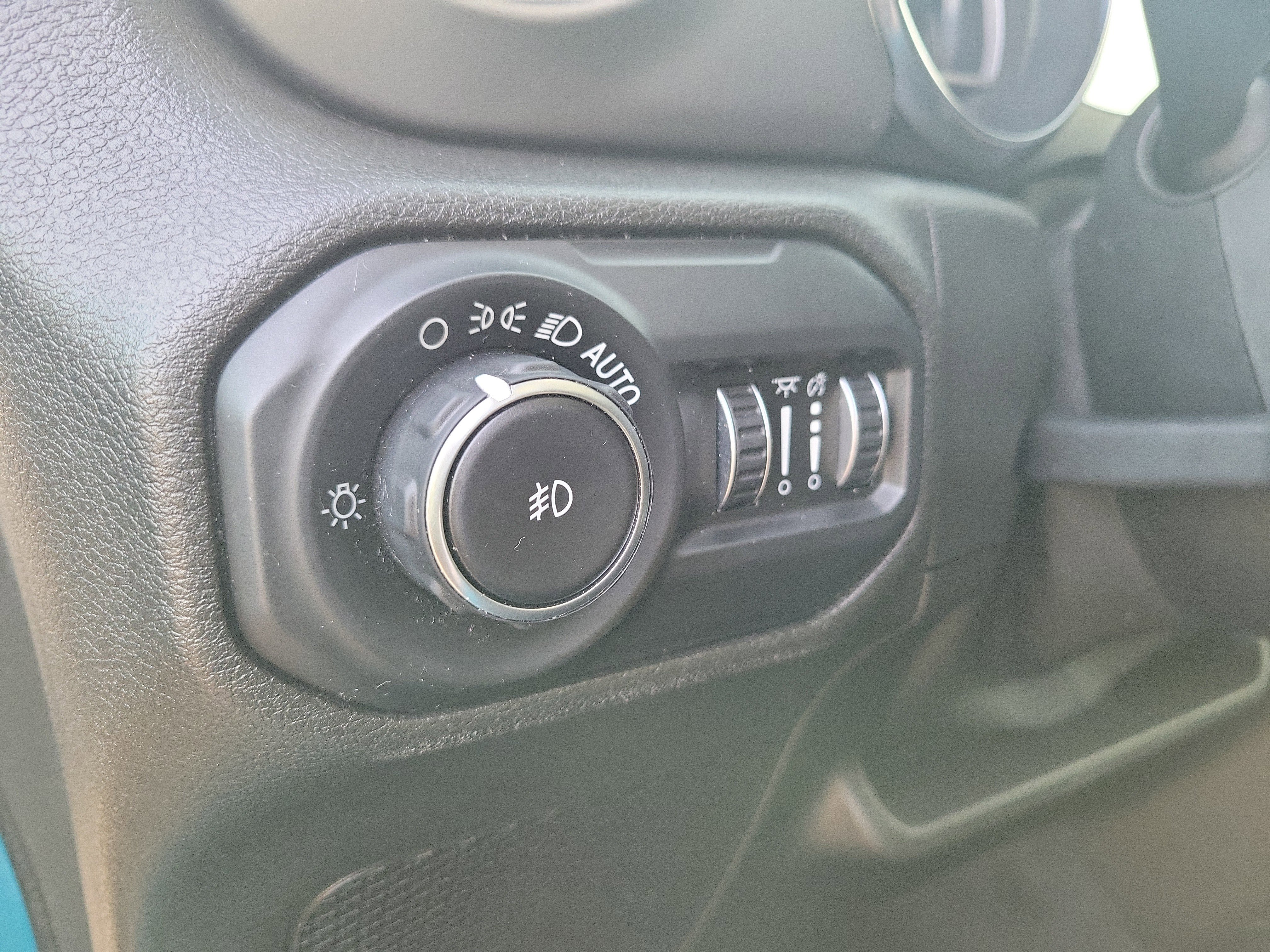 Used 2019 Jeep Wrangler Unlimited Sport S image 19