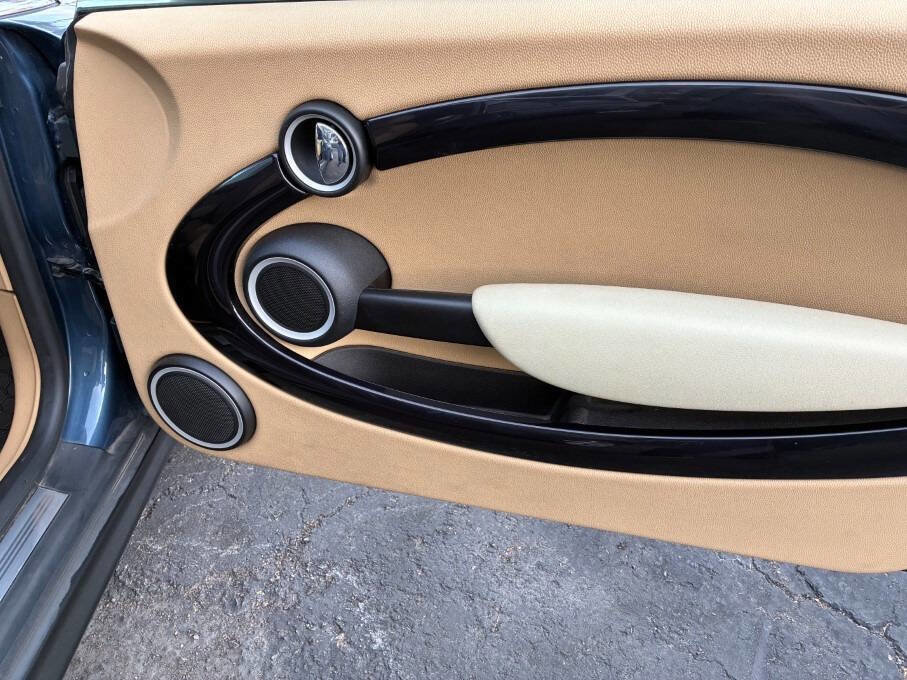 Used 2010 MINI Cooper Clubman Hardtop image 24