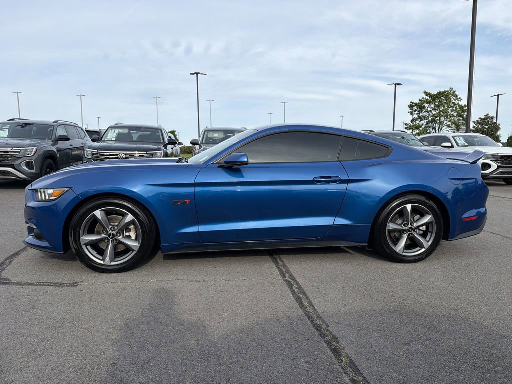 Used 2017 Ford Mustang Premium RWD image 2