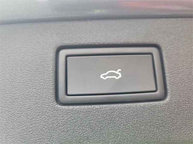 New 2026 Volkswagen Tiguan SE image 10